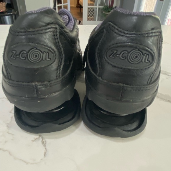 Z-Coil shoes woman’s size 6W - Picture 6 of 6